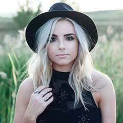 Michelle P. from the Pascon team – customer relations and project support