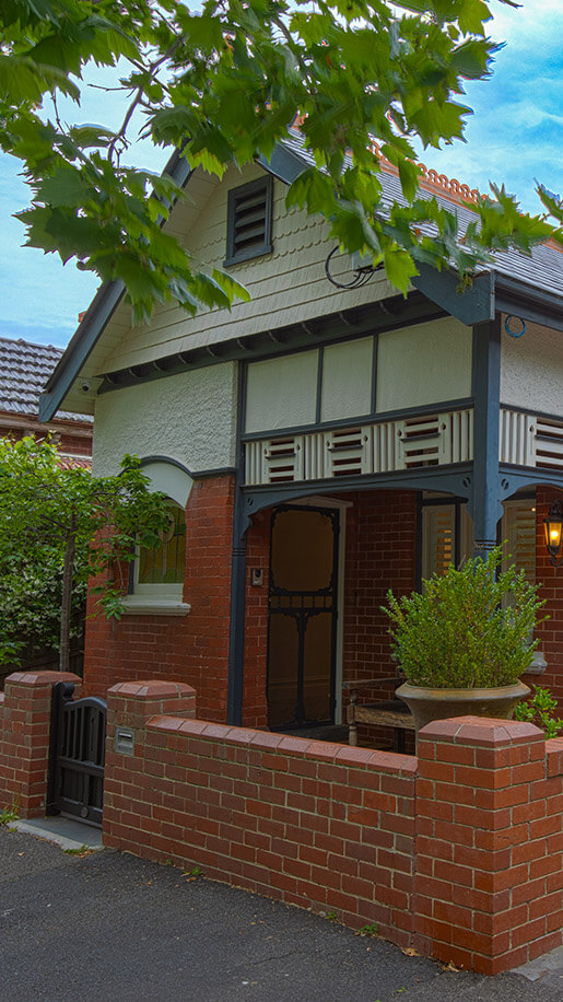 Contemporary Builders MelbournePascon Middle Park House